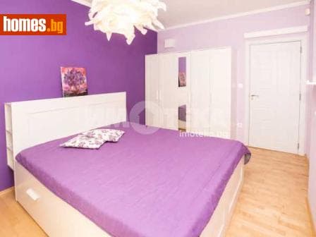 Тристаен, 104m²