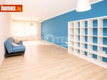 Тристаен, 104m²