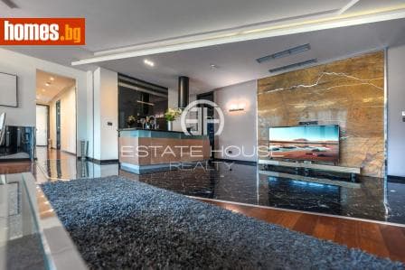 Четиристаен, 241m²