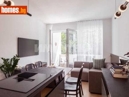 Тристаен, 88m²