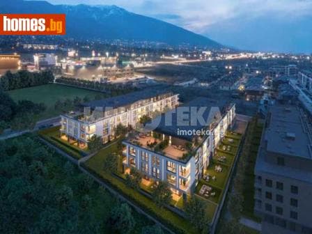Тристаен, 73m²