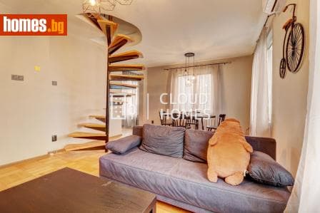 Тристаен, 88m²