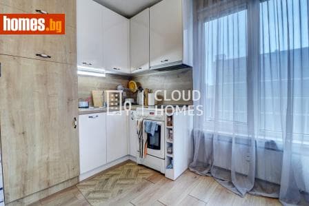 Тристаен, 88m²