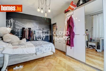 Тристаен, 88m²