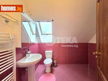 Тристаен, 162m²