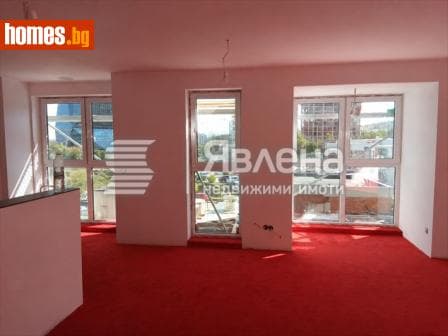 Тристаен, 111m²
