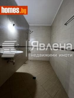 Тристаен, 100m²