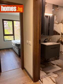 Тристаен, 80m²