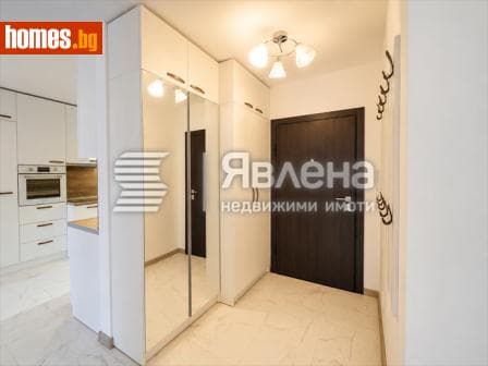 Тристаен, 108m²