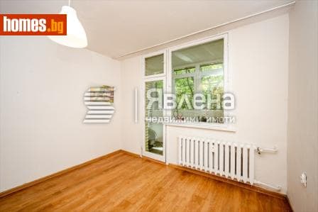 Тристаен, 107m²
