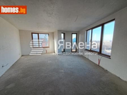 Тристаен, 101m²