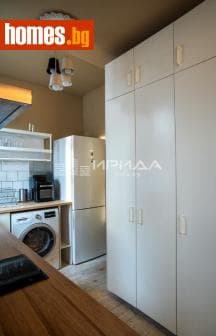 Тристаен, 86m²