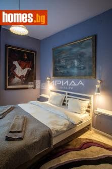 Тристаен, 86m²