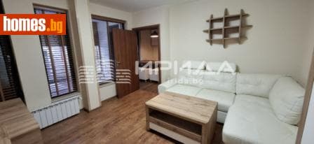 Тристаен, 87m²