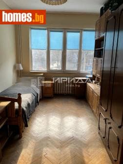 Тристаен, 89m²