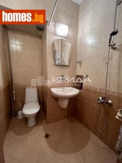 Тристаен, 89m²