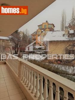Тристаен, 110m²