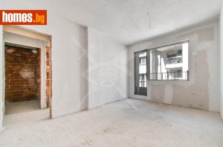 Тристаен, 75m²