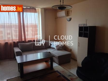 Тристаен, 90m²