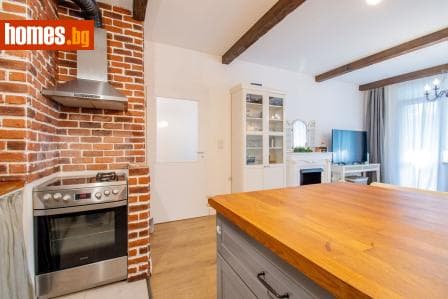 Двустаен, 85m²