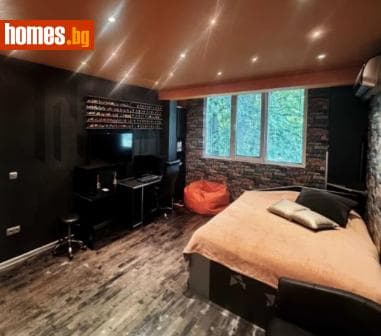 Двустаен, 65m²