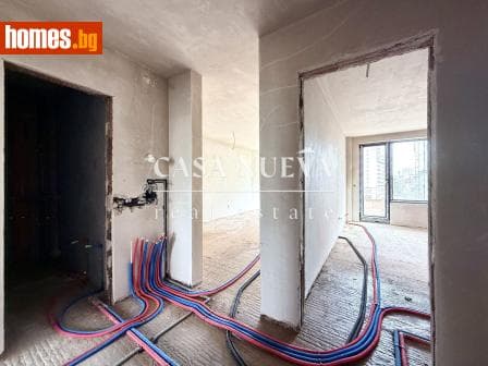 Тристаен, 101m²