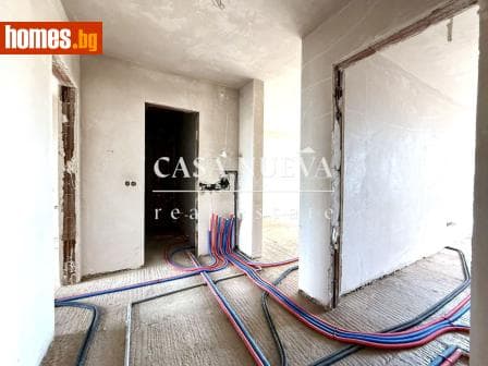 Тристаен, 101m²