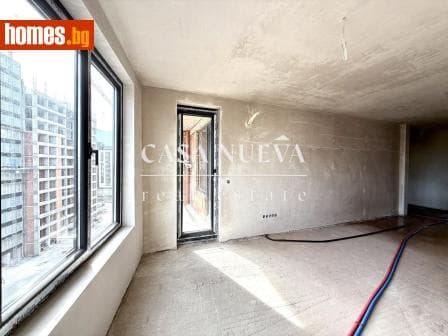 Тристаен, 101m²