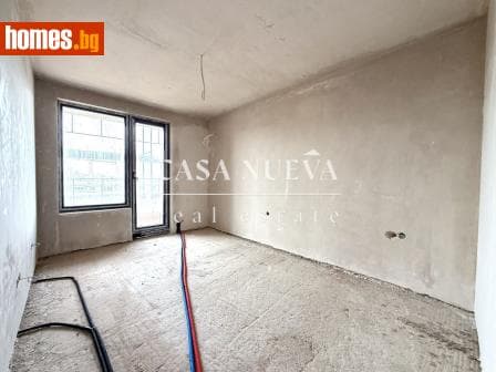 Тристаен, 101m²
