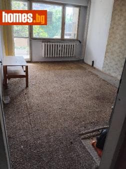 Тристаен, 86m²