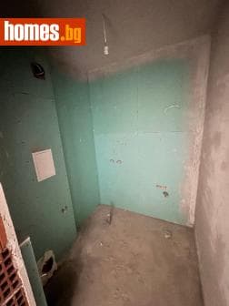 Двустаен, 79m²