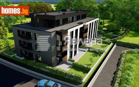 Тристаен, 105m²