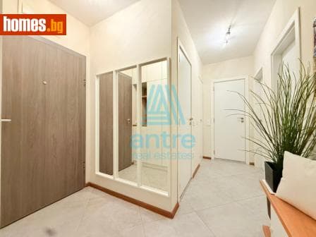 Тристаен, 103m²
