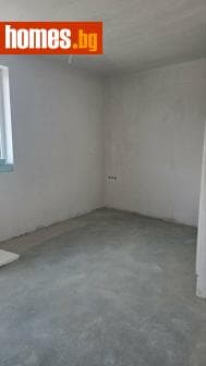 Тристаен, 180m²