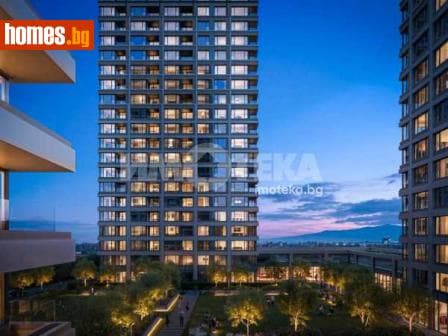 Тристаен, 117m²