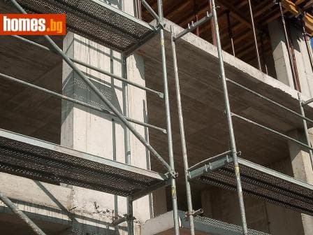 Тристаен, 118m²