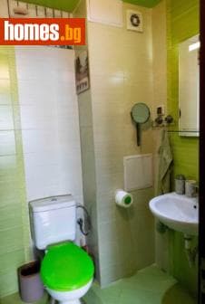 Двустаен, 64m²