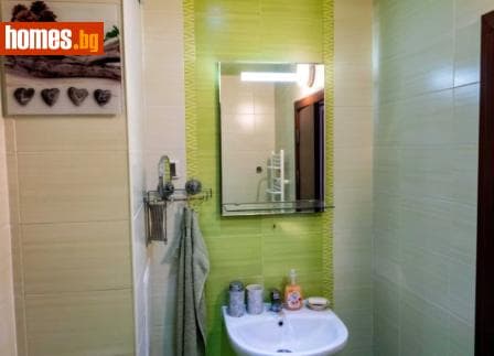 Двустаен, 64m²