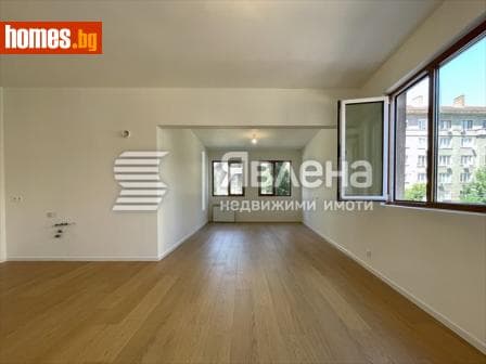 Тристаен, 106m²