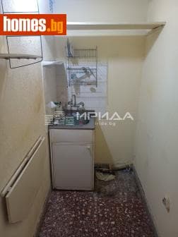 Тристаен, 135m²