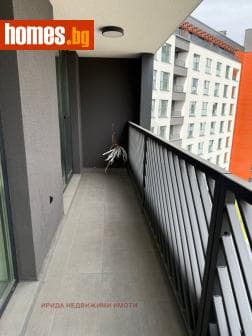 Тристаен, 125m²