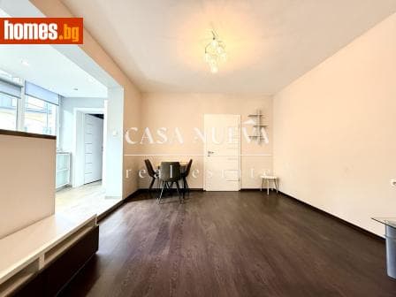 Тристаен, 60m²