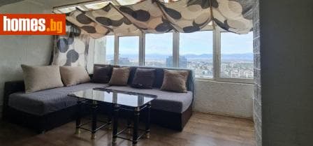 Тристаен, 127m²