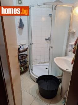 Тристаен, 90m²