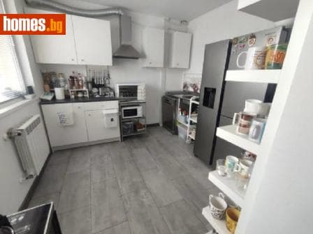 Четиристаен, 208m²