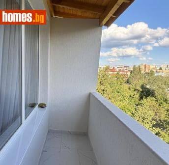 Тристаен, 80m²