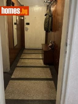 Тристаен, 80m²