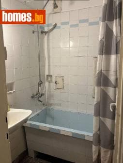 Тристаен, 80m²