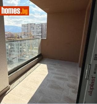 Двустаен, 79m²