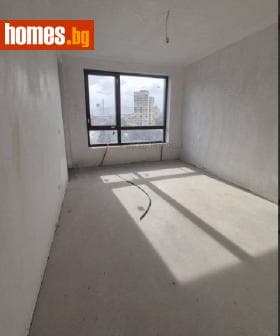 Тристаен, 118m²